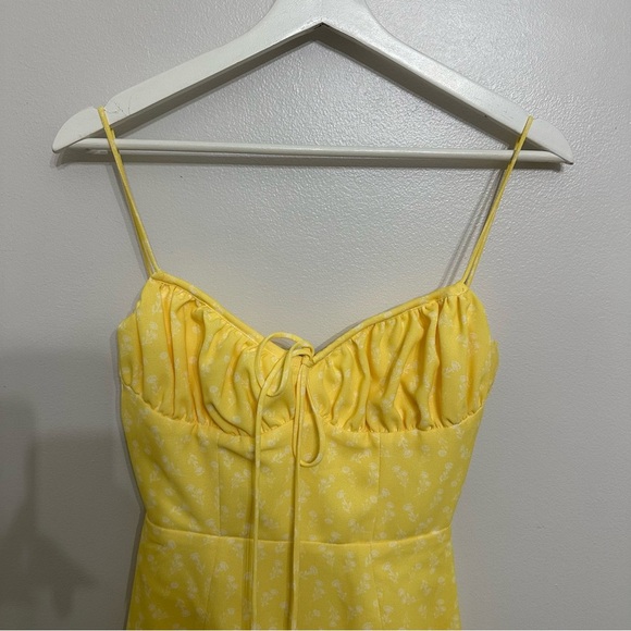 House of CB 'Carina' Yellow Floral Bustier Midi Dress - Picture 7 of 10